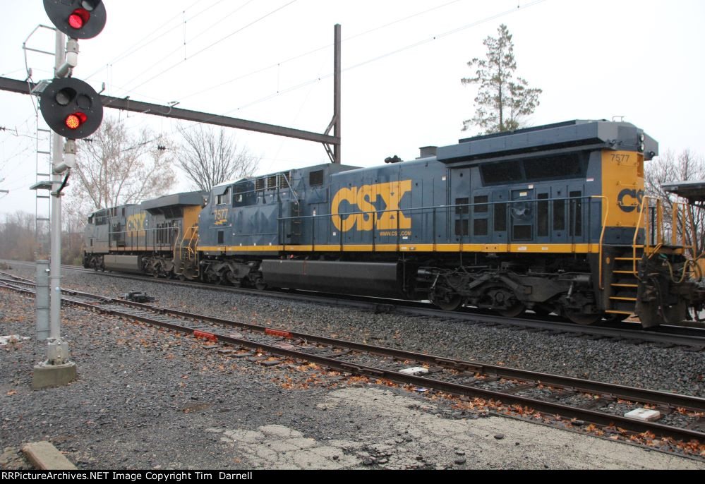 CSX 7577 on I030